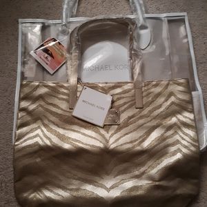 2 Michael Kors tote bag